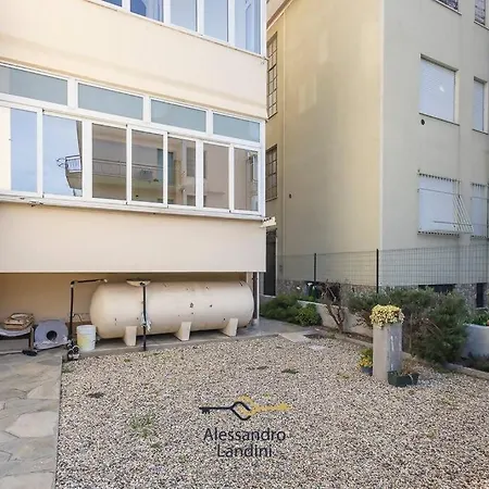 Casa Laura Comodissima Al Centro E Spiagge Apartment