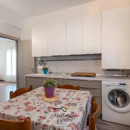 Casa Laura Comodissima Al Centro E Spiagge *