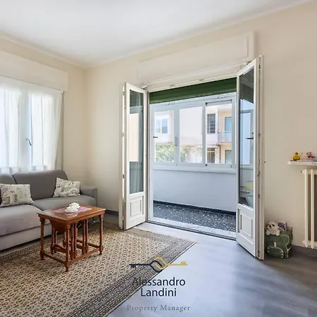 Casa Laura Comodissima Al Centro E Spiagge Apartment Diano Marina